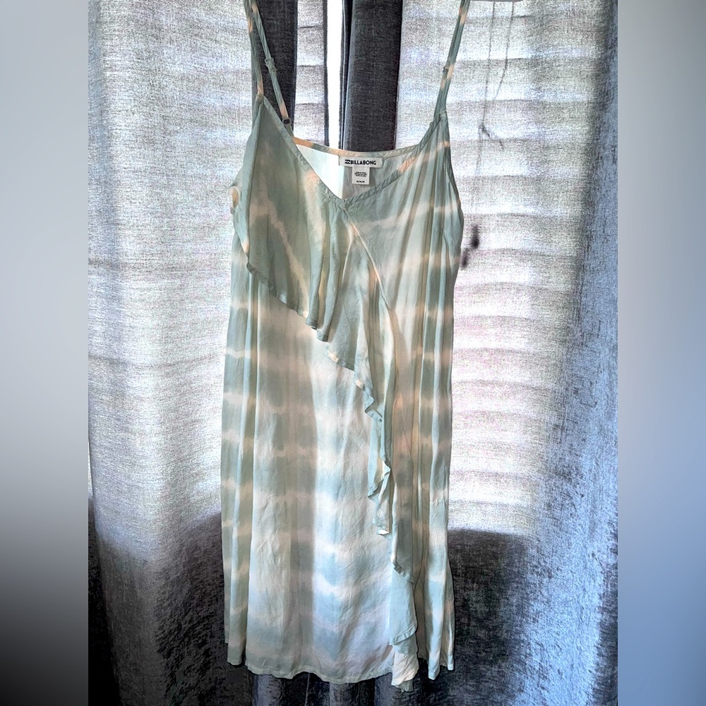 Billabong, sundress size medium